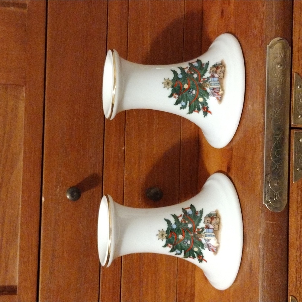Kashima Christmas tree candlestick holders